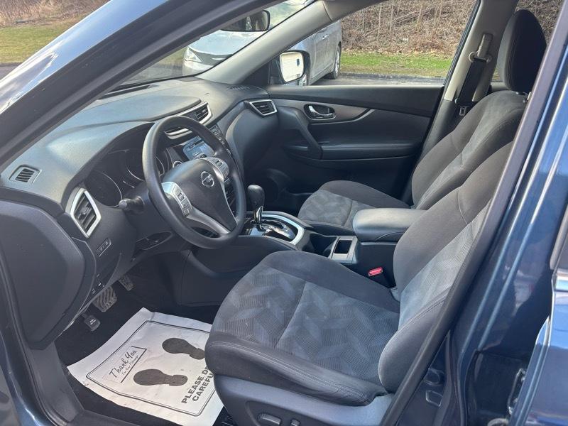 Nissan Rogue SV 4D SUV AWD 2016