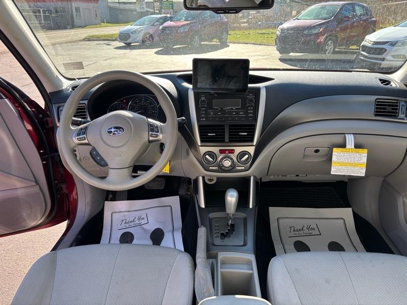 Subaru Forester 2.5X Premium 2011