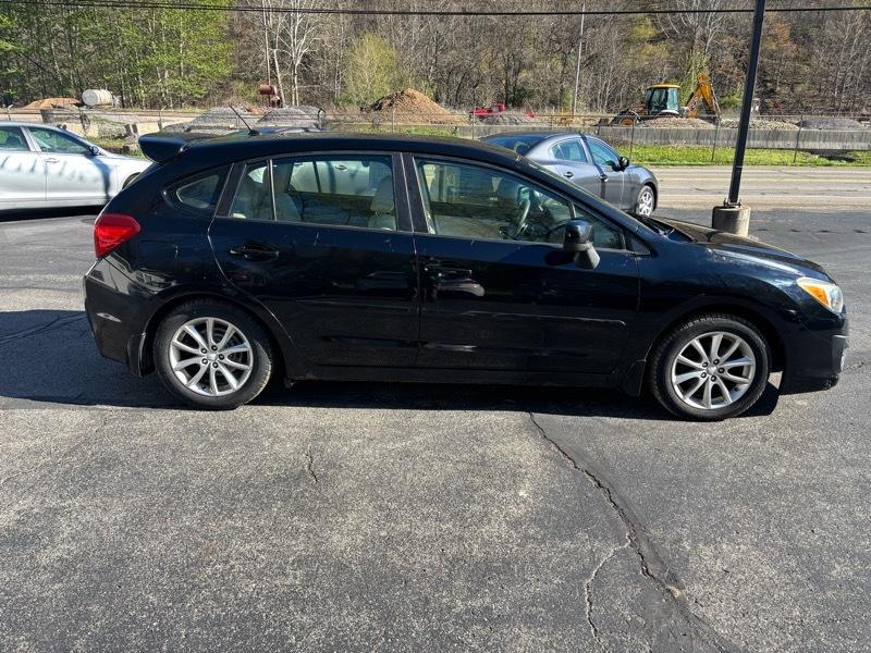Subaru Impreza Premium 5-Door w/All Weather Package 2012