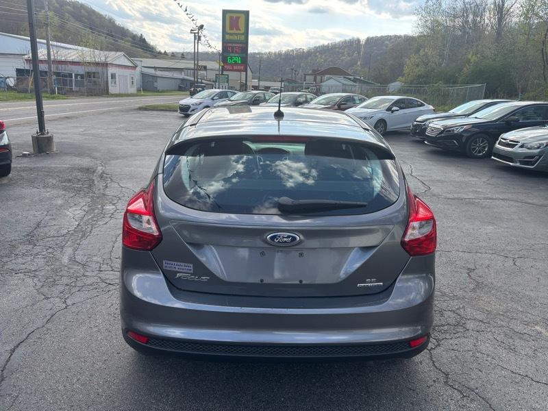Ford Focus SE Hatch 2014