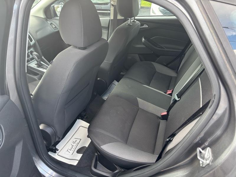 Ford Focus SE Hatch 2014