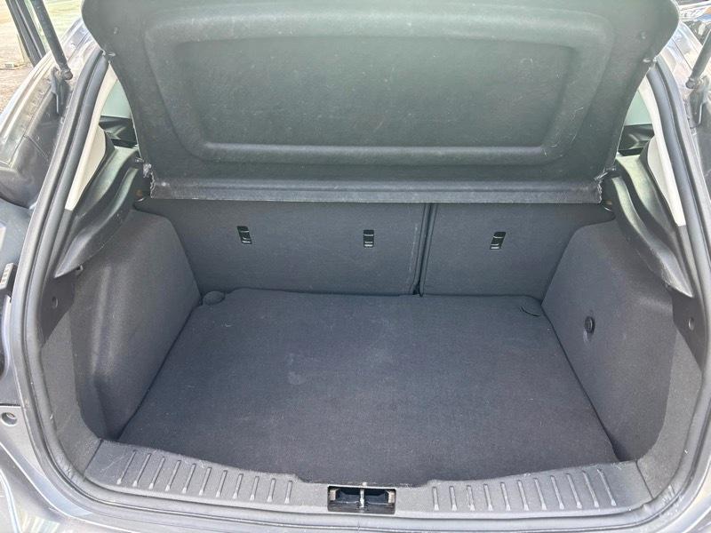Ford Focus SE Hatch 2014