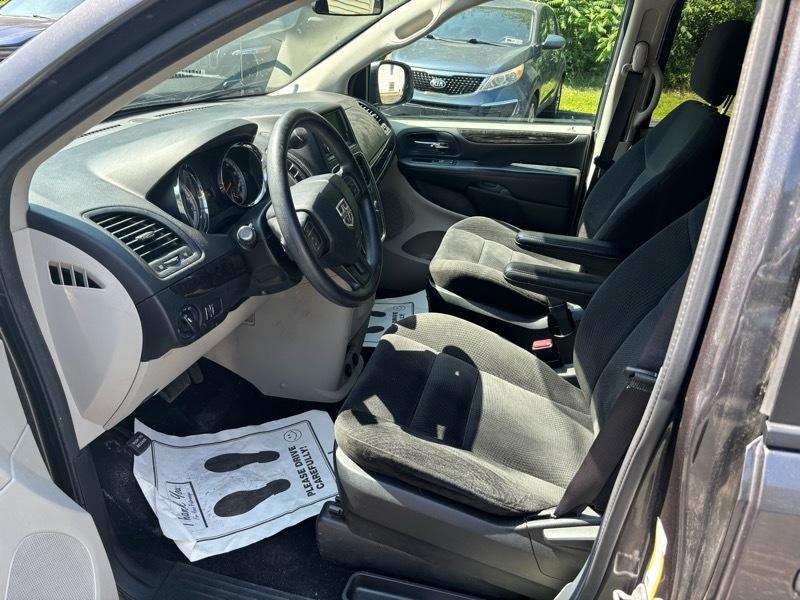 Dodge Grand Caravan SE 2017