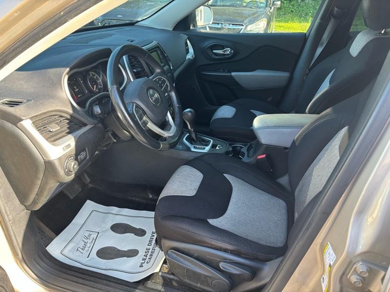 Jeep Cherokee Latitude 4WD 2014