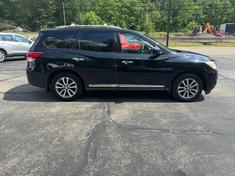 Nissan Pathfinder Platinum 4WD 2016