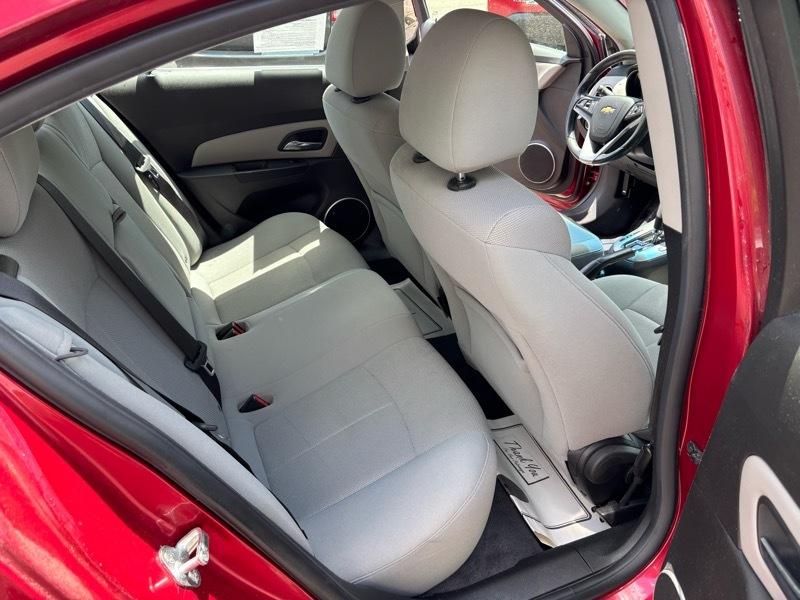 Chevrolet Cruze 1LT 2011