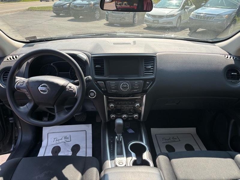 Nissan Pathfinder S 4D SUV 4WD 2018