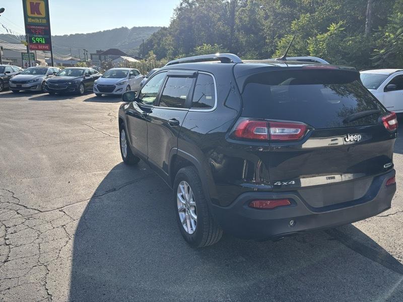 Jeep Cherokee Latitude 4WD 2016
