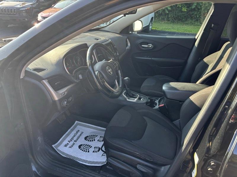 Jeep Cherokee Latitude 4WD 2016