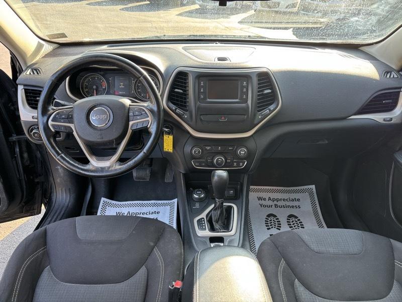 Jeep Cherokee Latitude 4WD 2016