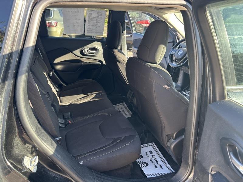 Jeep Cherokee Latitude 4WD 2016