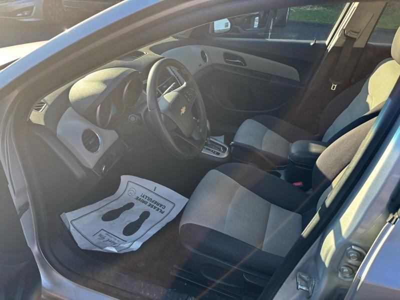Chevrolet Cruze LS Auto 2014