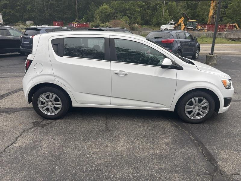 Chevrolet Sonic LT Auto 5-Door 2016