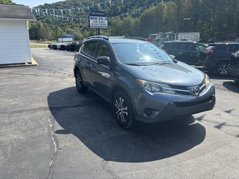 Toyota RAV4 LE AWD 2013