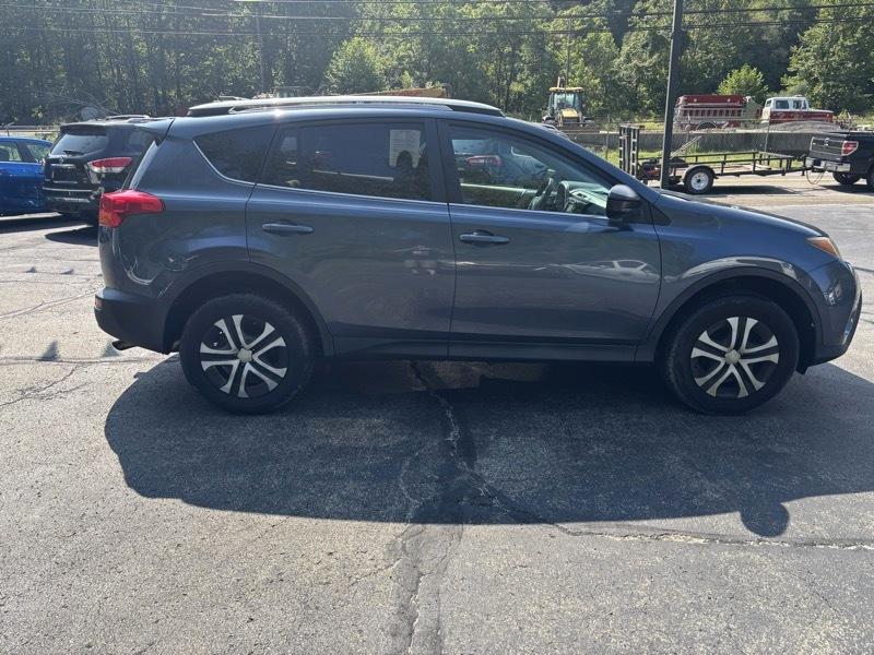 Toyota RAV4 LE AWD 2013