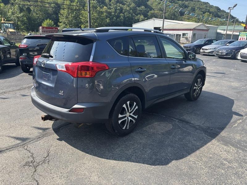 Toyota RAV4 LE AWD 2013