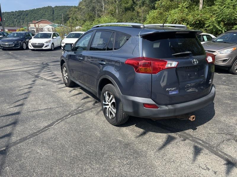 Toyota RAV4 LE AWD 2013