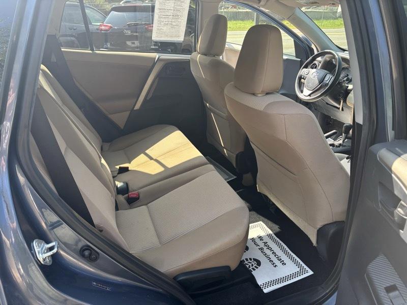 Toyota RAV4 LE AWD 2013