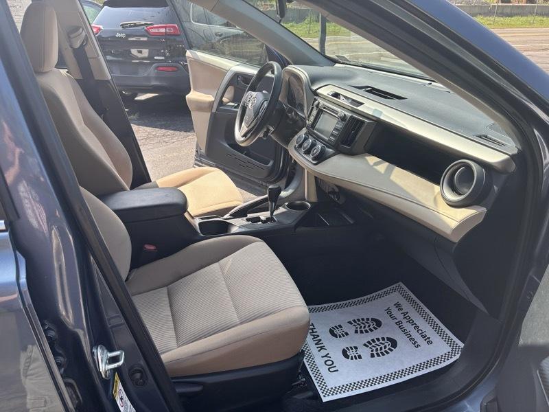 Toyota RAV4 LE AWD 2013