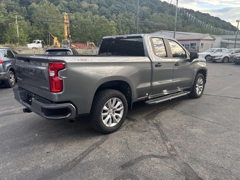 Chevrolet Silverado 1500 Custom Double Cab 4WD 2020