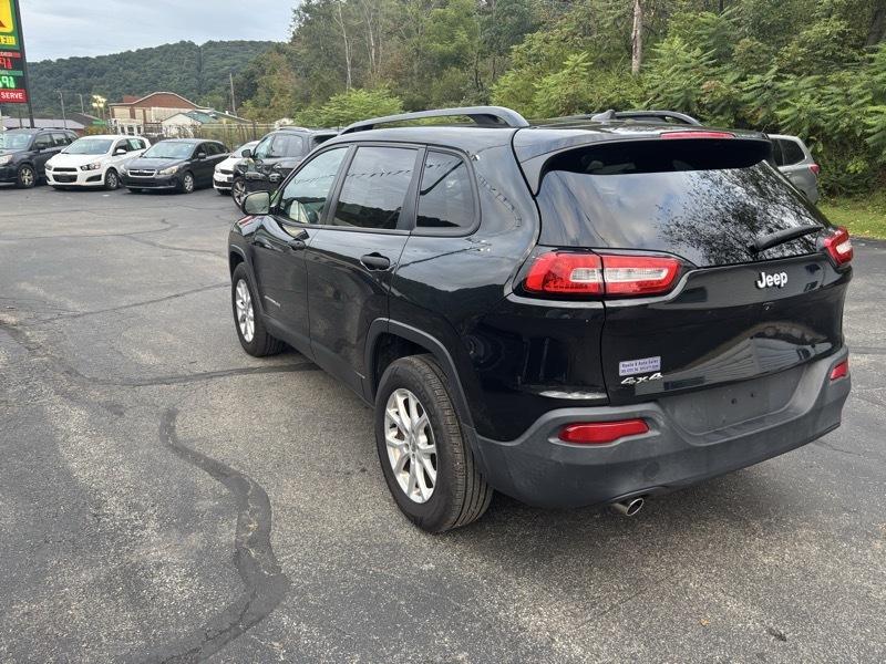 Jeep Cherokee Sport 4WD 2016
