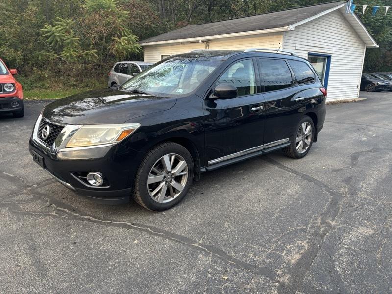 Nissan Pathfinder Platinum 4WD 2016