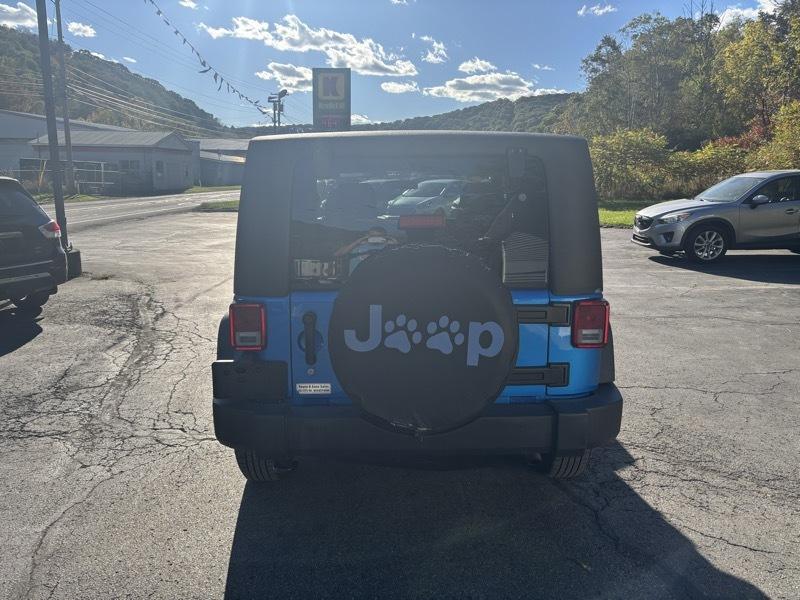 Jeep Wrangler Sport 4WD 2016