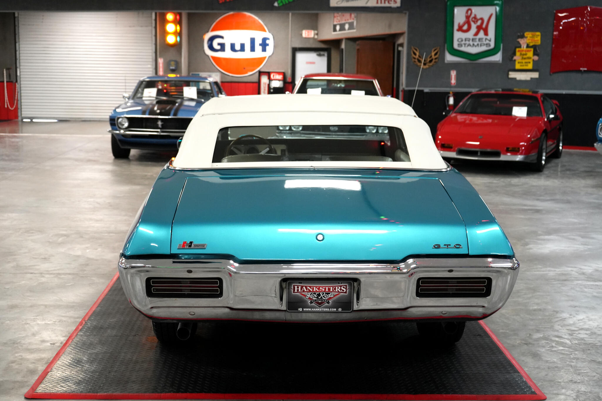 1968 Pontiac GTO 21