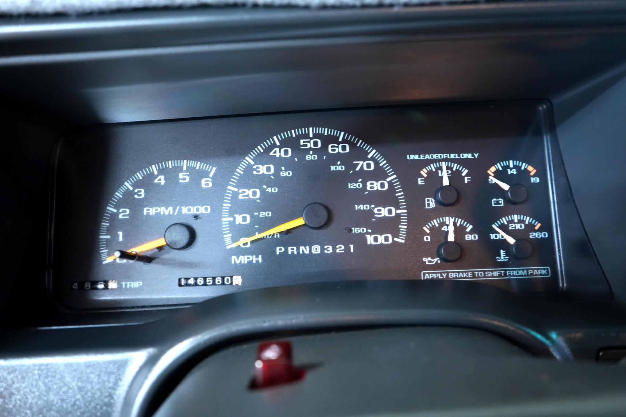 1999 Chevrolet Tahoe 58
