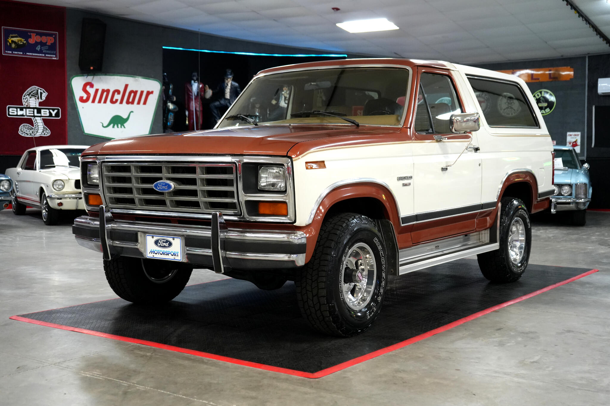 1984 Ford Bronco 19
