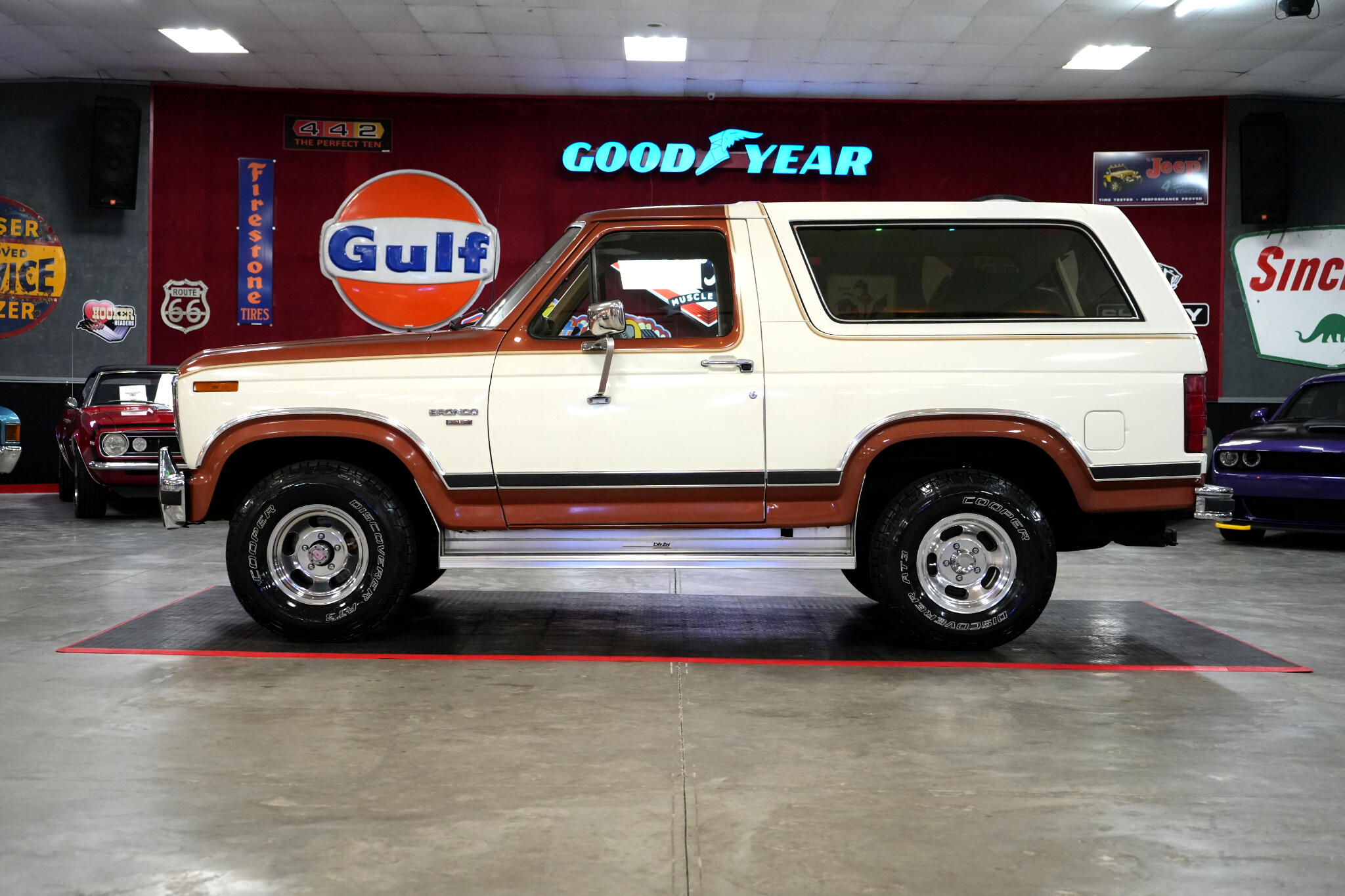 1984 Ford Bronco 20