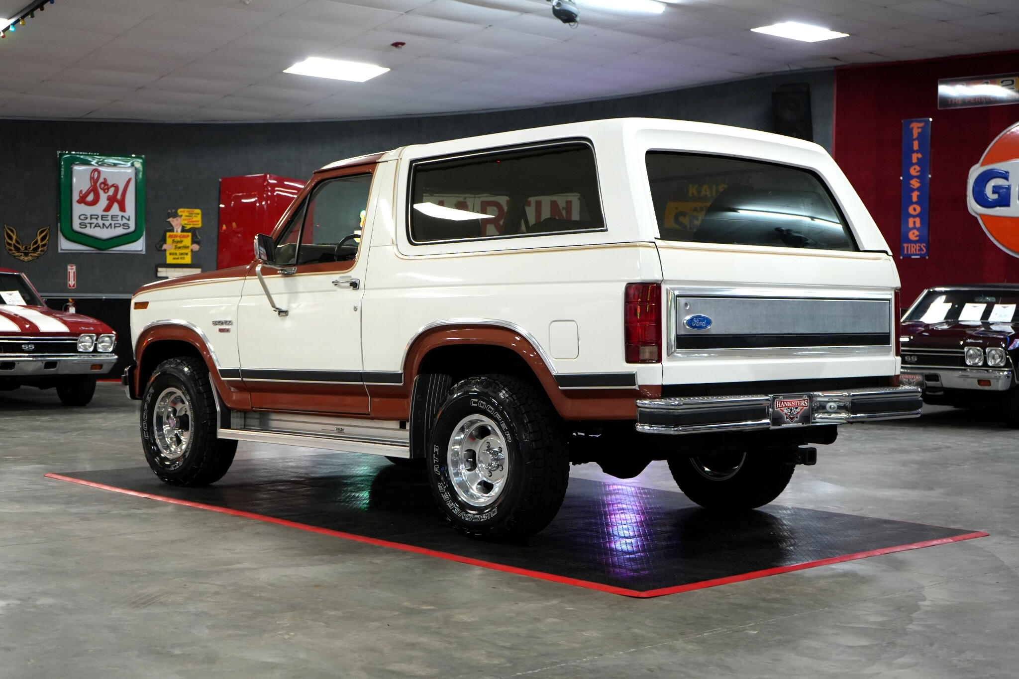 1984 Ford Bronco 21