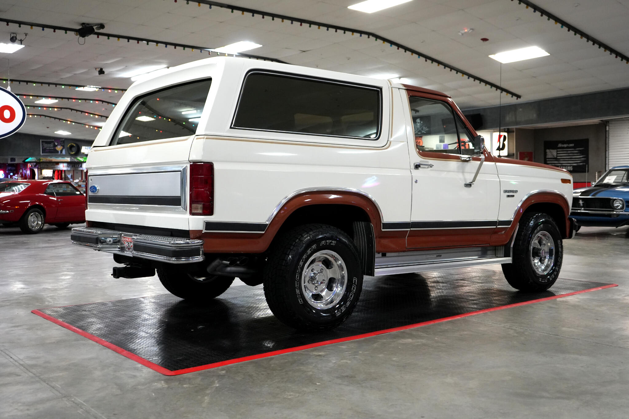1984 Ford Bronco 23