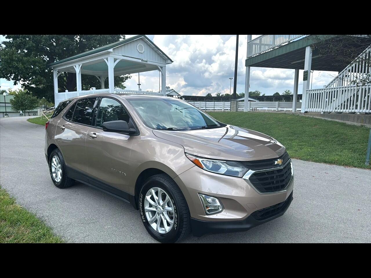 2019 Chevrolet Equinox LS Sport Utility 4D