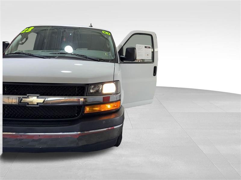 Chevrolet Express Cargo Van RWD 2500 135" 2023 Chevrolet Express Cargo Van RWD 2500 135" 2023
