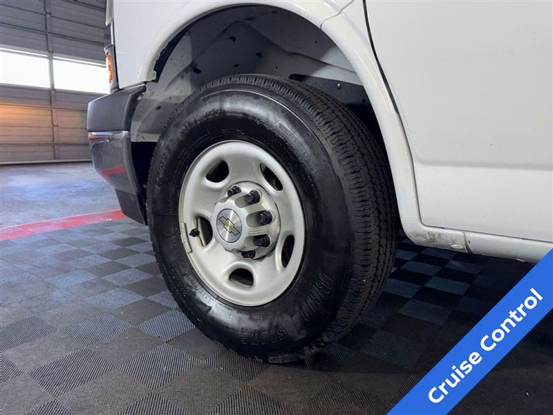 Chevrolet Express Cargo Van RWD 2500 135" 2023 Chevrolet Express Cargo Van RWD 2500 135" 2023