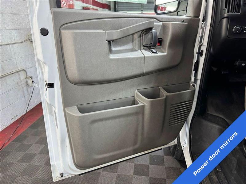 Chevrolet Express Cargo Van RWD 2500 135" 2023 Chevrolet Express Cargo Van RWD 2500 135" 2023