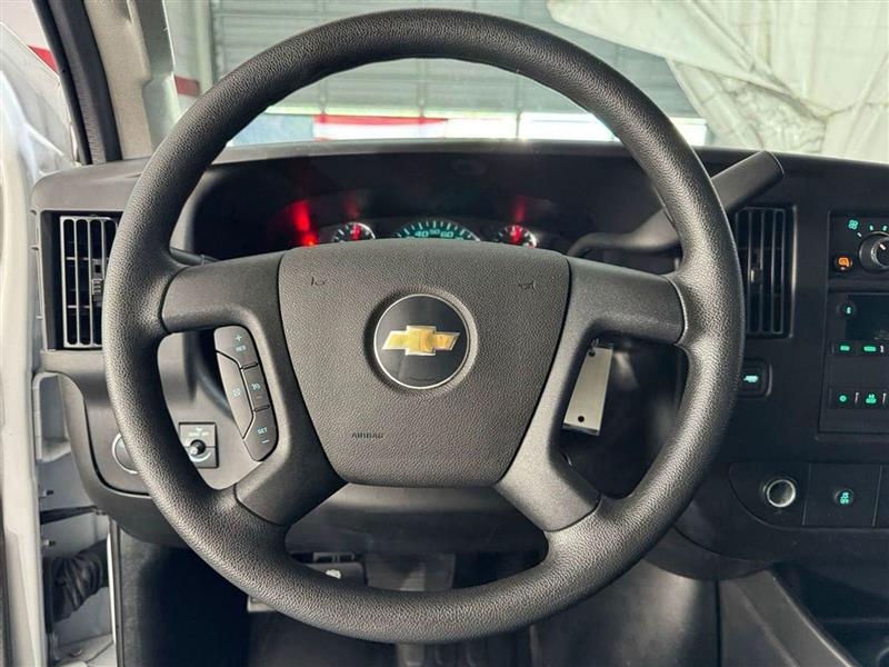 Chevrolet Express Cargo Van RWD 2500 135" 2023 Chevrolet Express Cargo Van RWD 2500 135" 2023