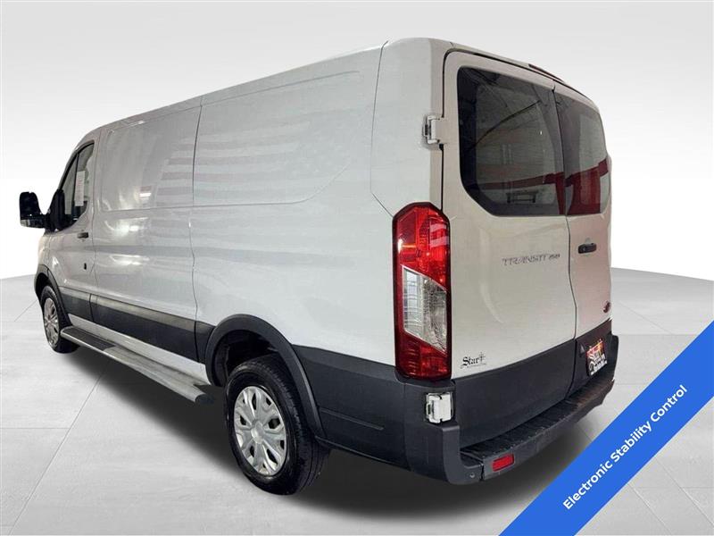 Ford Transit Cargo Van T-250 130" Low Rf 9070 GVWR RWD 2023 Ford Transit Cargo Van T-250 130" Low Rf 9070 GVWR RWD 2023