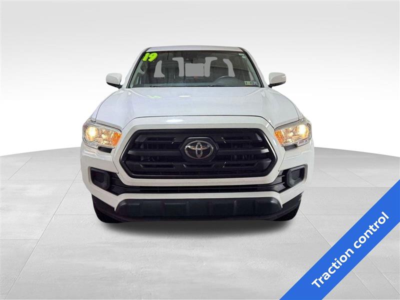 Toyota Tacoma 2WD SR5 Access Cab 6' Bed I4 AT (Natl) 2019 Toyota Tacoma 2WD SR5 Access Cab 6' Bed I4 AT (Natl) 2019
