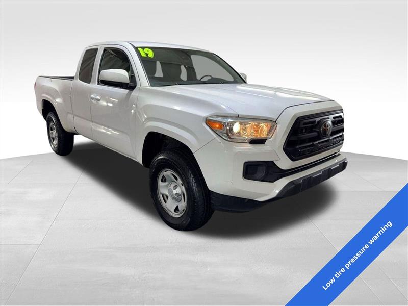 Toyota Tacoma 2WD SR5 Access Cab 6' Bed I4 AT (Natl) 2019 Toyota Tacoma 2WD SR5 Access Cab 6' Bed I4 AT (Natl) 2019