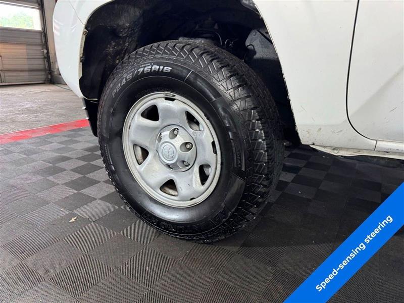 Toyota Tacoma 2WD SR5 Access Cab 6' Bed I4 AT (Natl) 2019 Toyota Tacoma 2WD SR5 Access Cab 6' Bed I4 AT (Natl) 2019