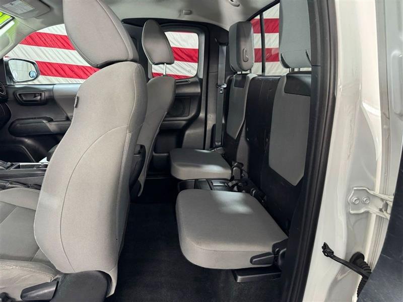 Toyota Tacoma 2WD SR5 Access Cab 6' Bed I4 AT (Natl) 2019 Toyota Tacoma 2WD SR5 Access Cab 6' Bed I4 AT (Natl) 2019