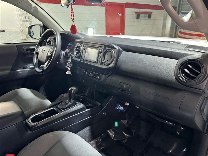 Toyota Tacoma 2WD SR5 Access Cab 6' Bed I4 AT (Natl) 2019 Toyota Tacoma 2WD SR5 Access Cab 6' Bed I4 AT (Natl) 2019