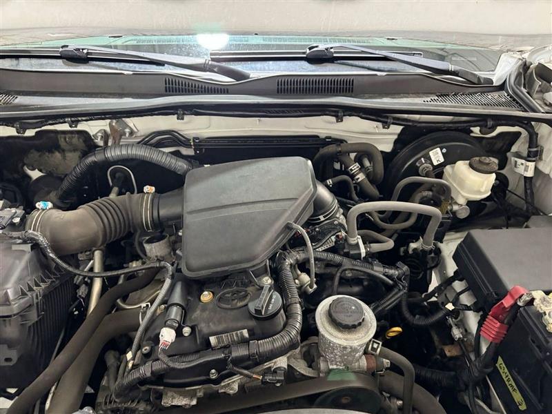 Toyota Tacoma 2WD SR5 Access Cab 6' Bed I4 AT (Natl) 2019 Toyota Tacoma 2WD SR5 Access Cab 6' Bed I4 AT (Natl) 2019