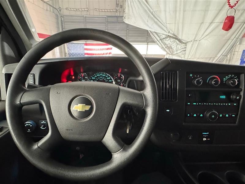 Chevrolet Express Cargo Van RWD 3500 135" 2020