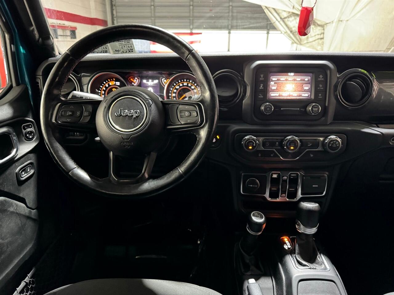 2020 Jeep Wrangler Unlimited Sport Altitude photo 20