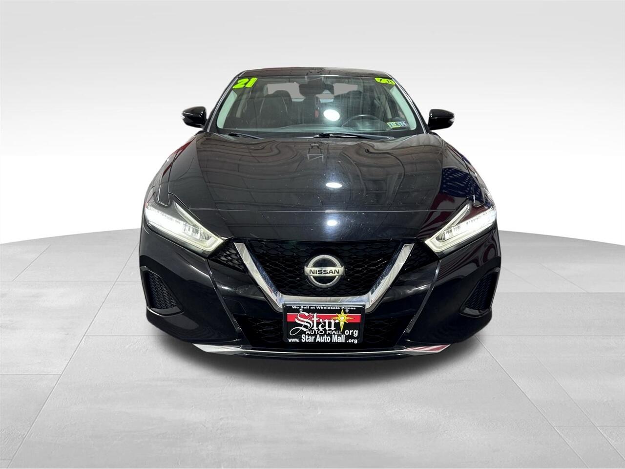 2021 Nissan Maxima SV photo 2