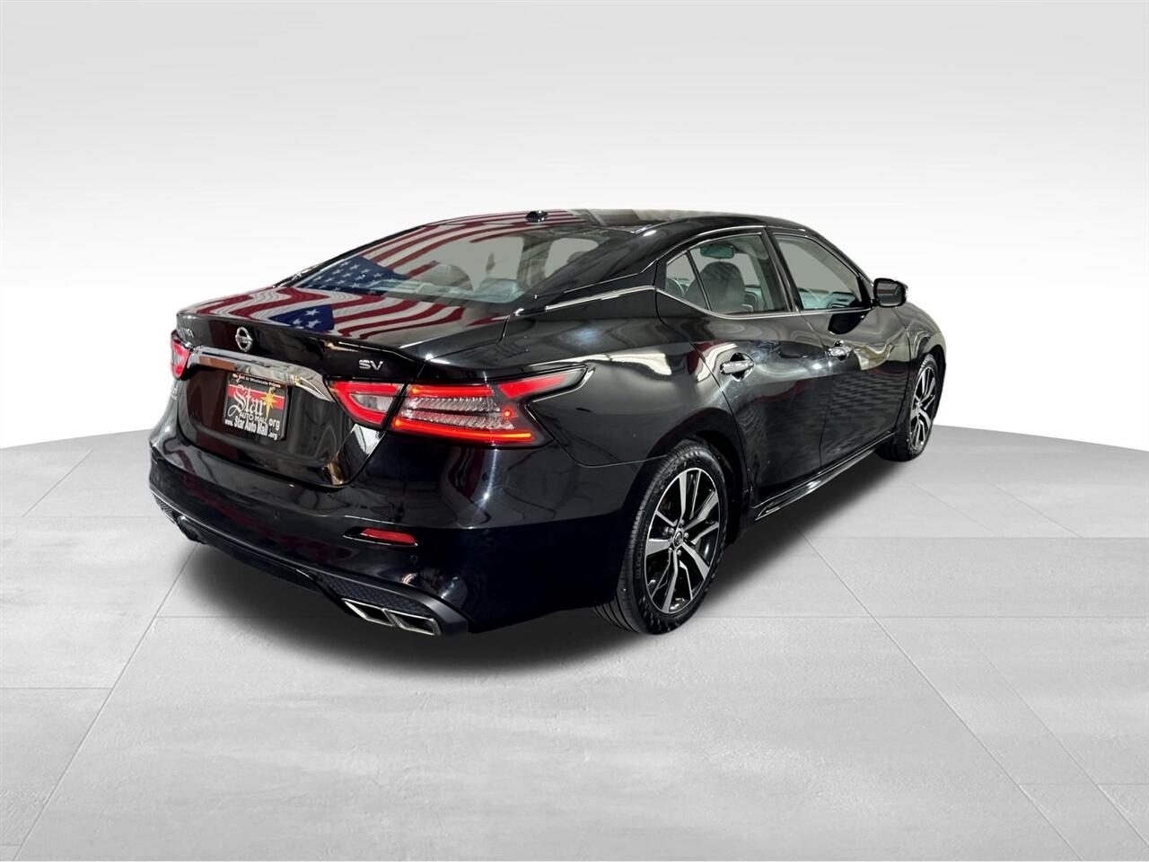 2021 Nissan Maxima SV photo 4