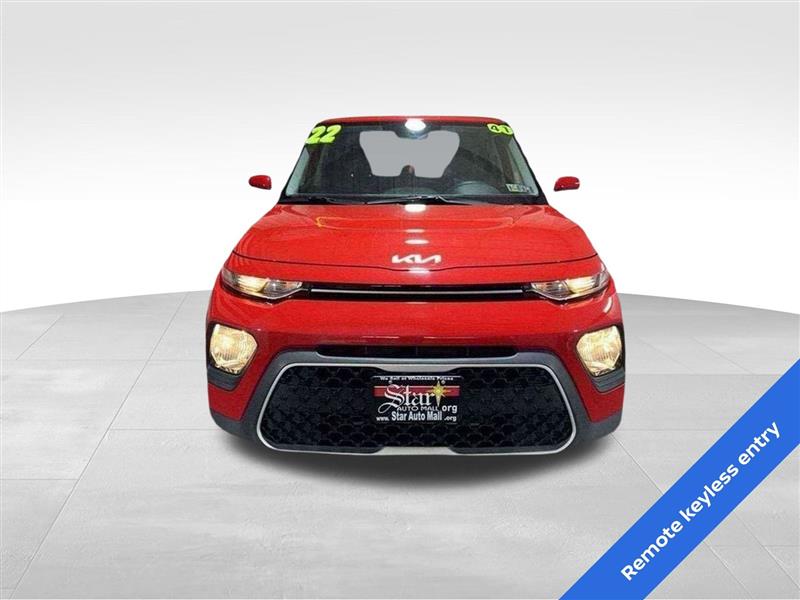 2022 Kia Soul LX photo 2
